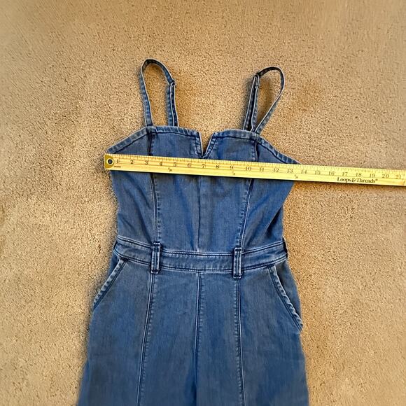 Hollister Denim Jumpsuit | Women’s Small | Smocked Back | Belt Missing - Picture 6 of 10